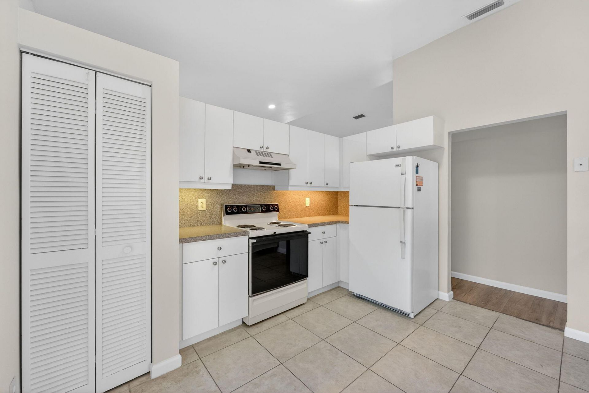 9549 NW 9th Court, Plantation, FL 33324 Photo