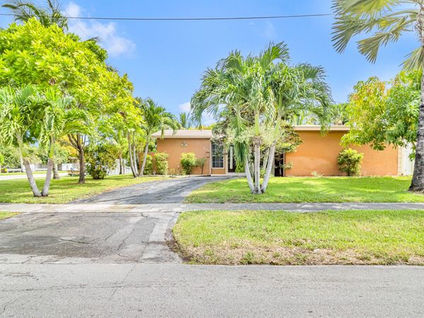 7399 NW 20th Court, Sunrise, FL 33313