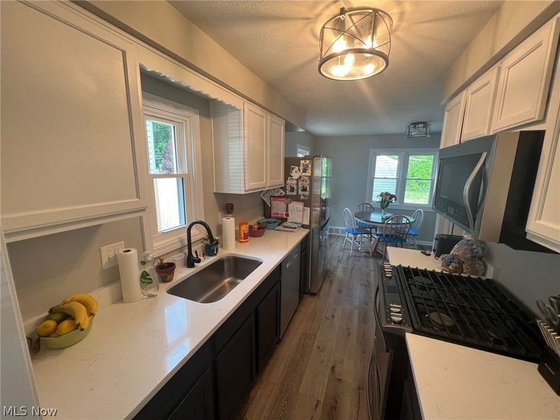 202 Belmar Boulevard, Avon Lake, OH 44012 Photo 2