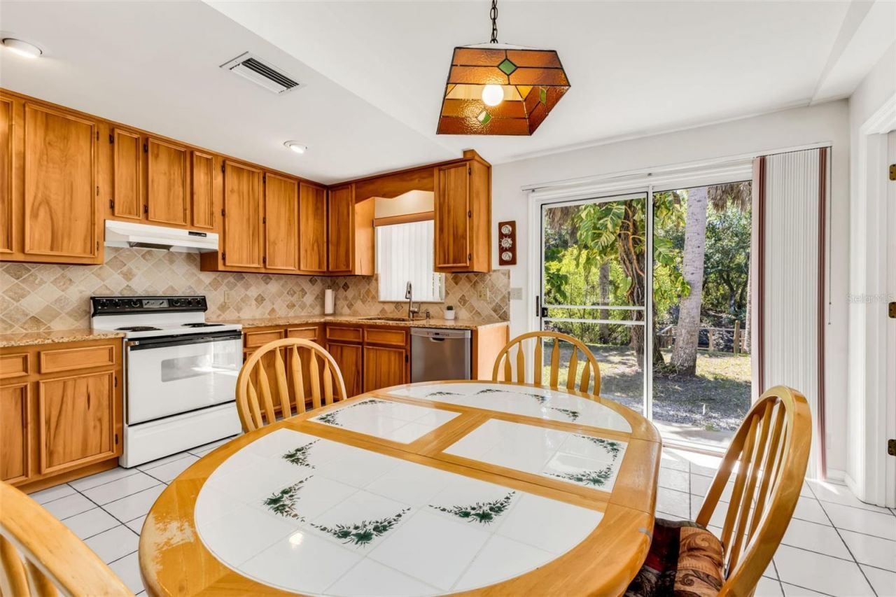 26091 Eaverson Road, Punta Gorda, FL 33955 Photo