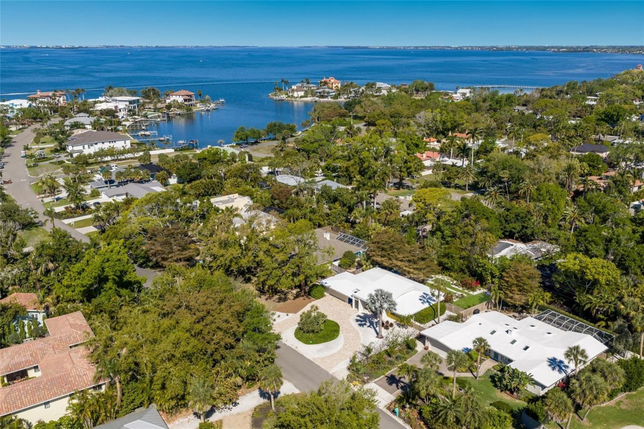 455 S Shore Drive, Sarasota, FL 34234 Photo