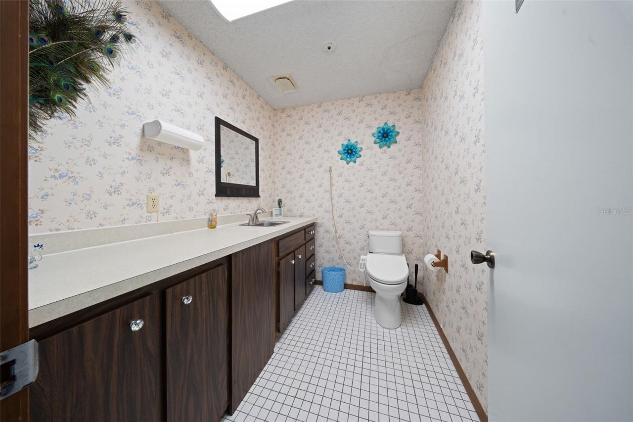 2750 N Volusia Avenue , Orange City, FL 32763 Photo