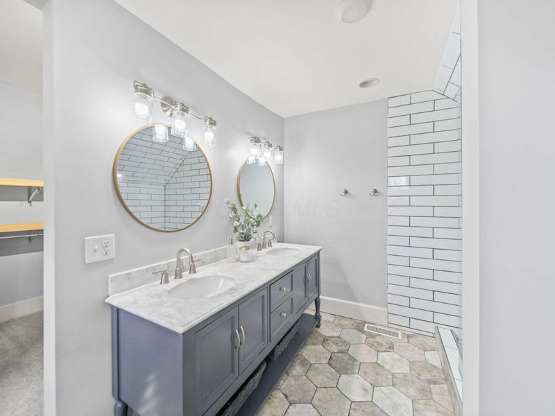 363 E Morrill Avenue, Columbus, OH 43207 Photo 17