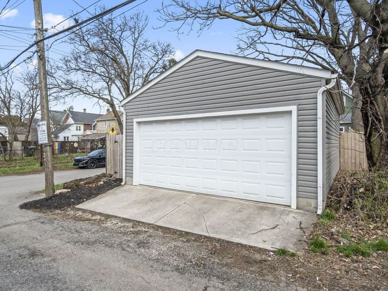 363 E Morrill Avenue, Columbus, OH 43207 Photo 32