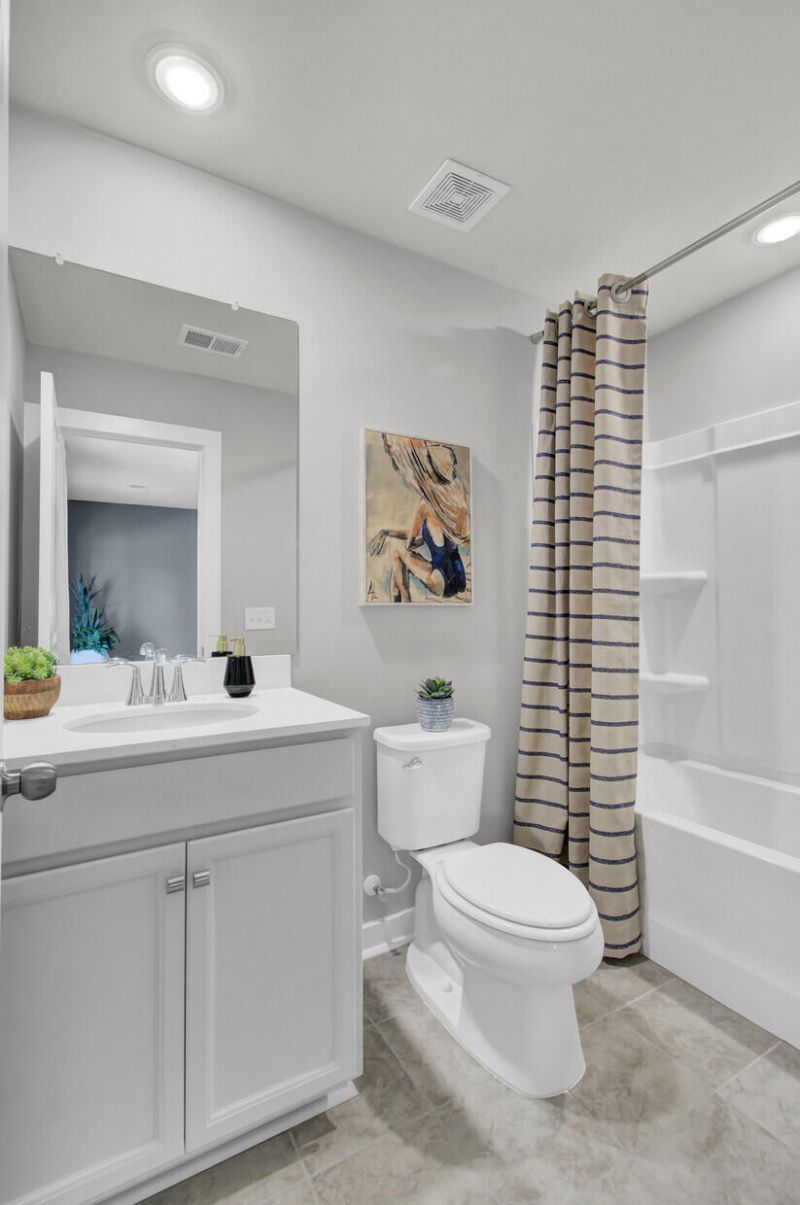 469 Caledon Court Photo 10