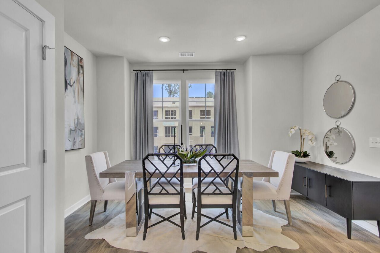 469 Caledon Court Photo 18