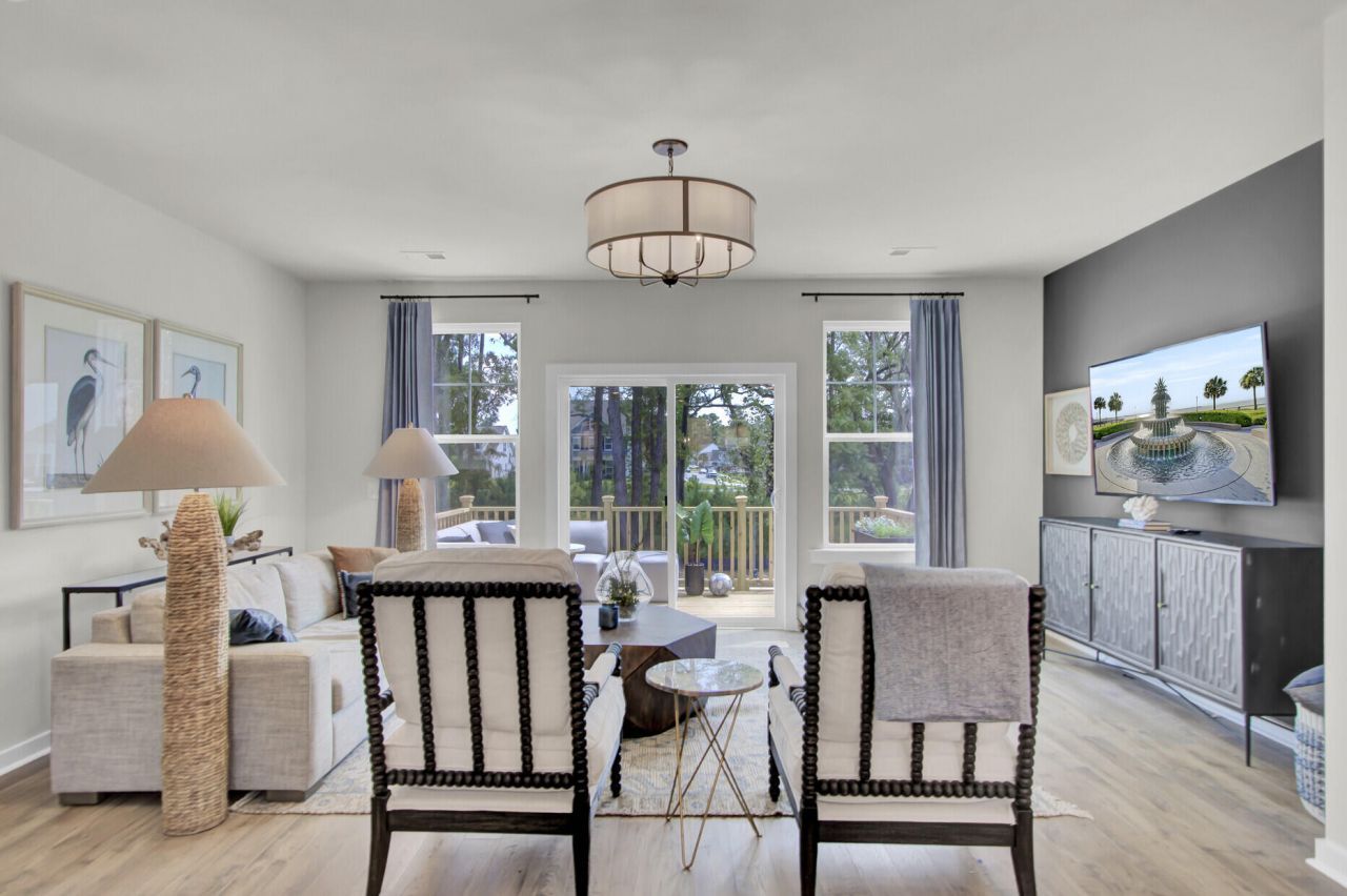 469 Caledon Court Photo 21