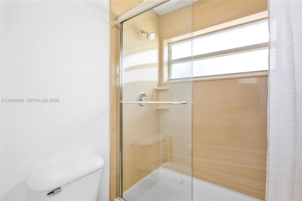 15462 NW 14th Ct, Pembroke Pines, FL 33028 Photo