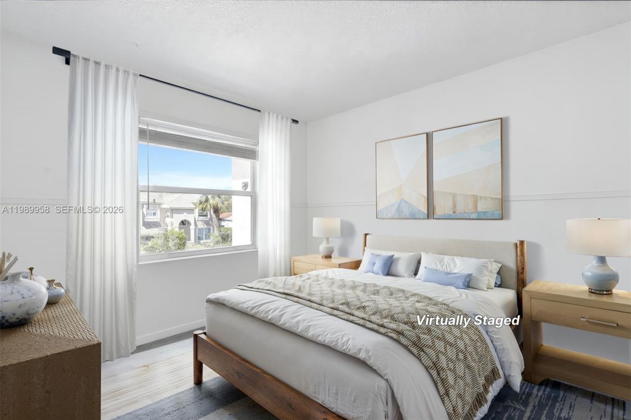 15462 NW 14th Ct, Pembroke Pines, FL 33028 Photo