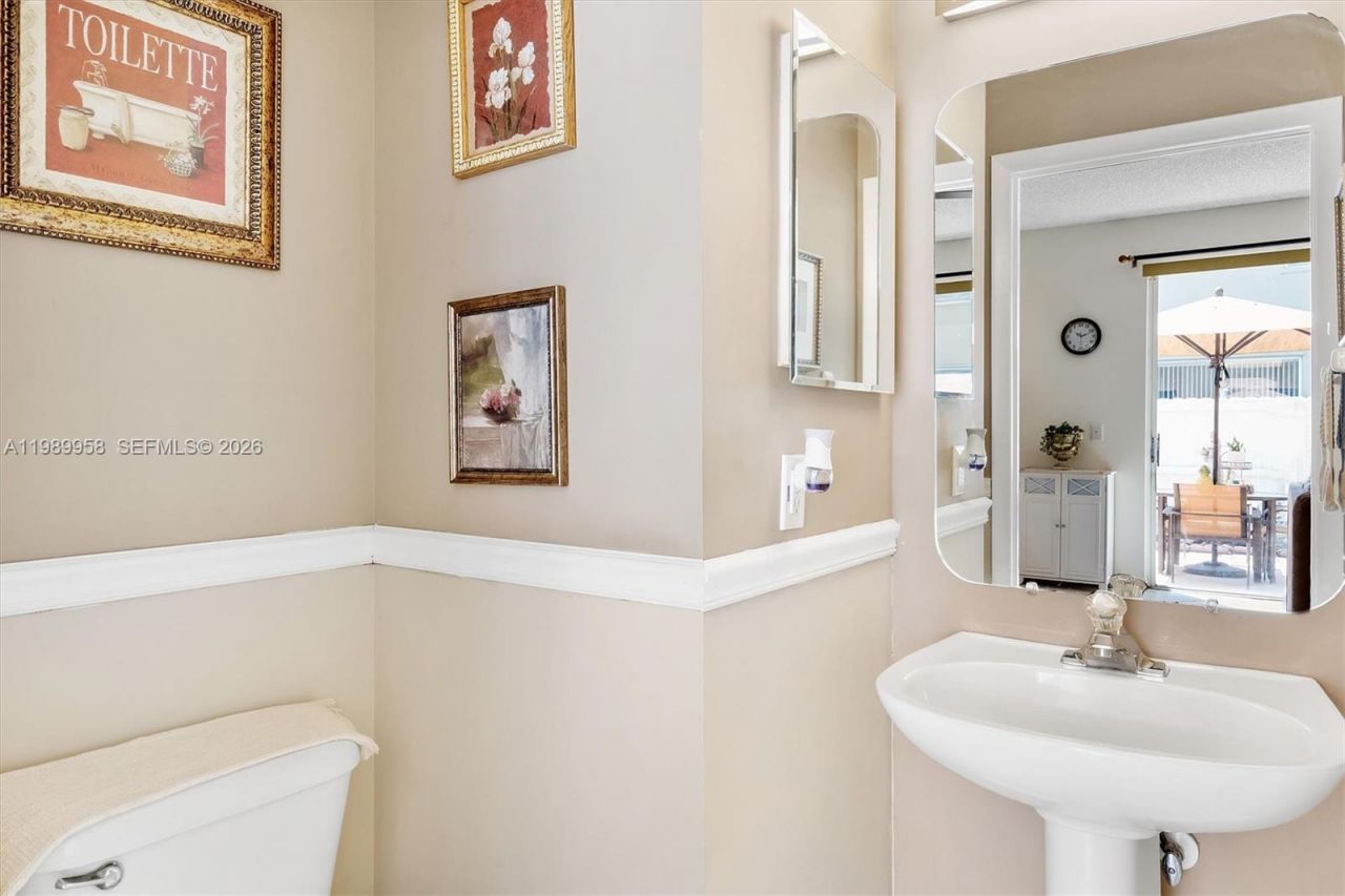 15462 NW 14th Ct, Pembroke Pines, FL 33028 Photo