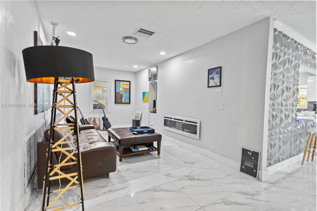 7506 NW 41st St , Coral Springs, FL 33065 Photo