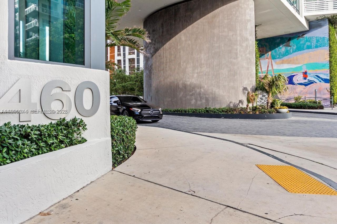 460 NE 28th St, Unit 2008, Miami, FL 33137 Photo