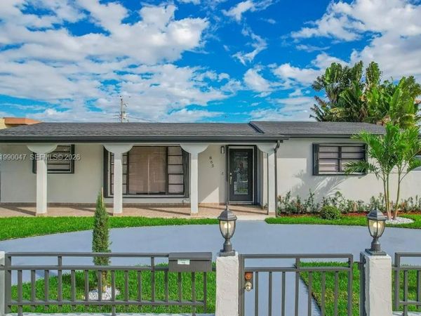 865 W 72nd Pl , Hialeah, FL 33014