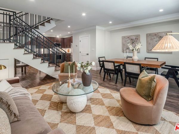 1153 N Beachwood, Unit 5, Los Angeles, CA 90038