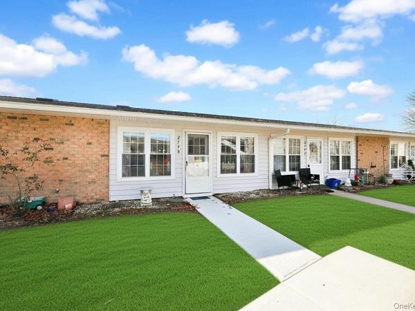 279 Berwick Court, Unit B, Ridge, NY 11961