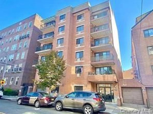 91-06 Whitney Avenue, Unit 6A, Elmhurst, NY 11373