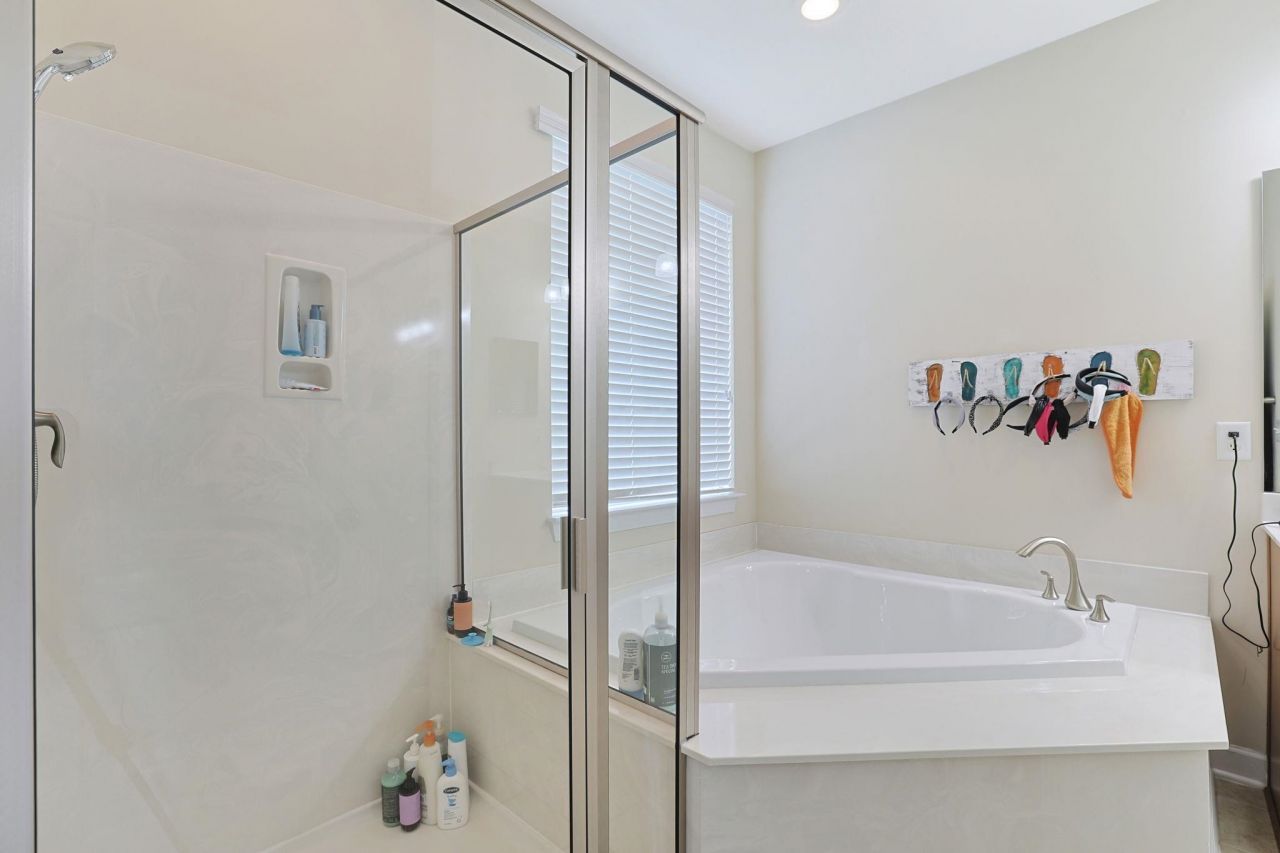 1871-c High St.  Photo 15