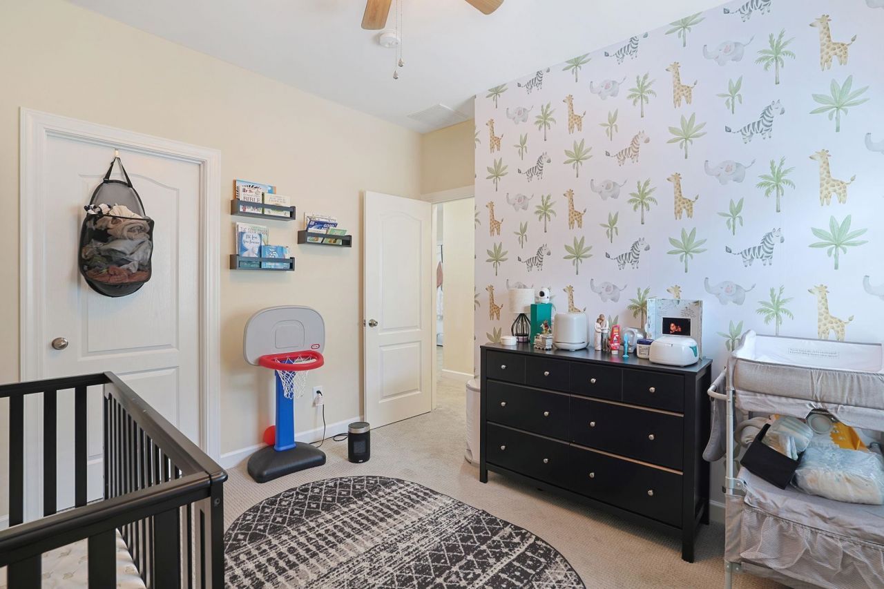 1871-c High St.  Photo 19