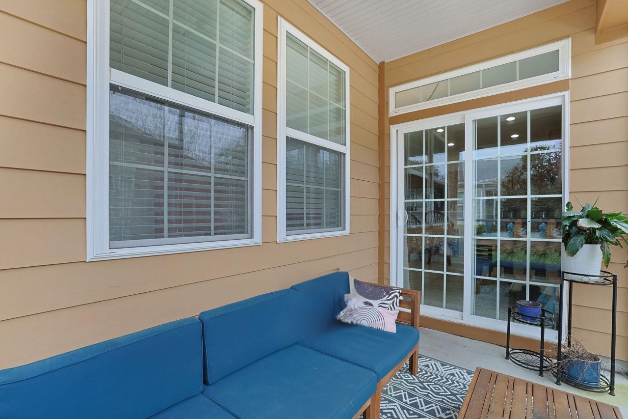 1871-c High St.  Photo 26