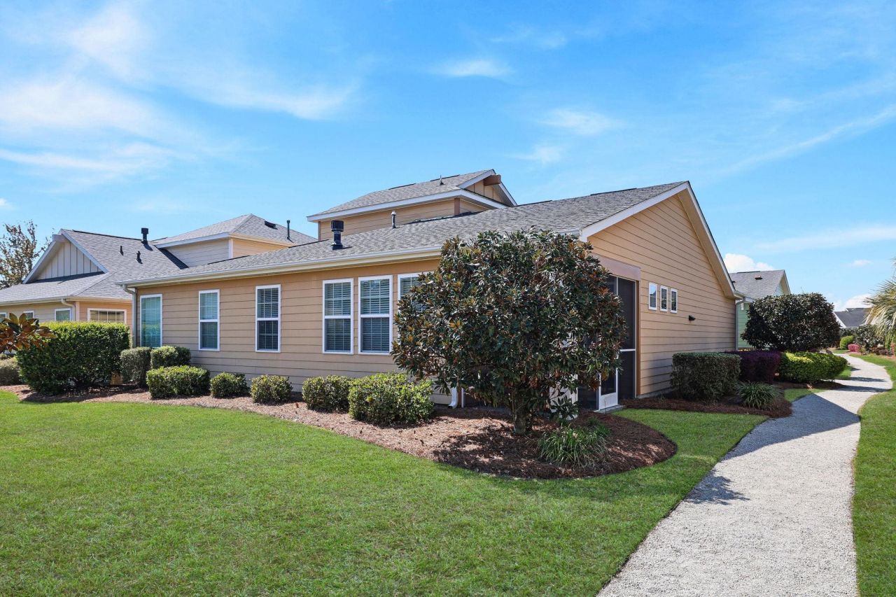 1871-c High St.  Photo 27