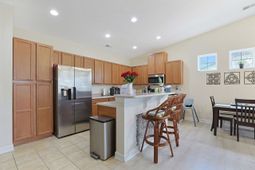 1871-c High St.  photo 4