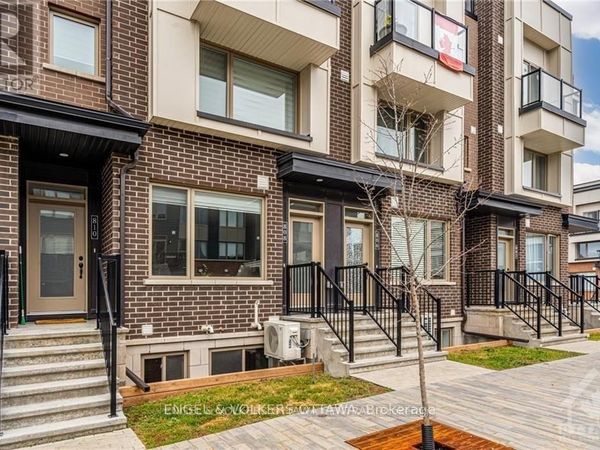 808 Kiniw Private , Ottawa, ON K1K5A4