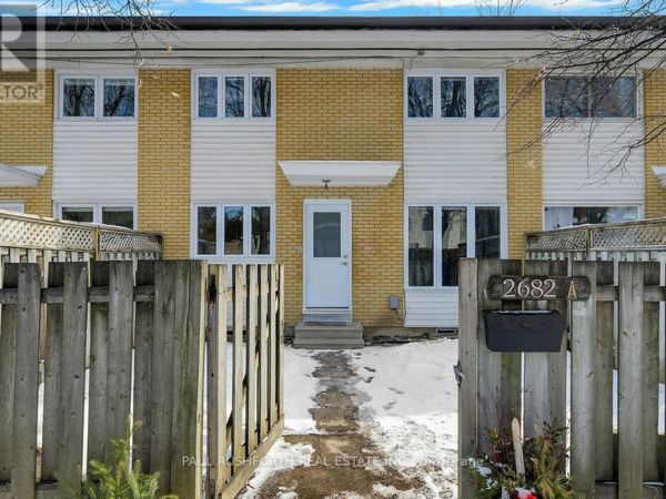 2682A Moncton Road , Ottawa, ON K2B7W1