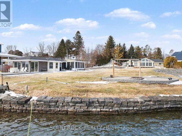 1637 County Rd 2 Road, Edwardsburgh/Cardinal, ON K0E1T1