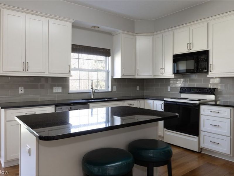 5178 Glenmoore Way, Medina, OH 44256 Photo 11