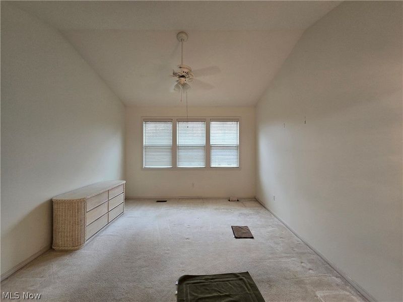 9910 Country Club Circle, Twinsburg, OH 44087 Photo 11