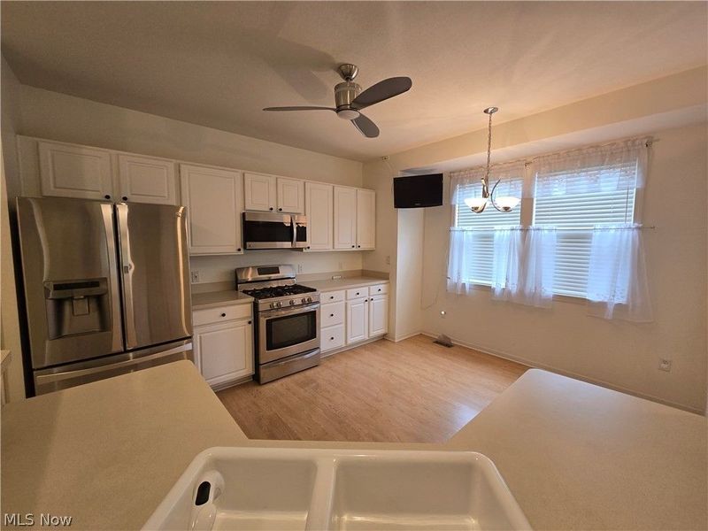 9910 Country Club Circle, Twinsburg, OH 44087 Photo 2