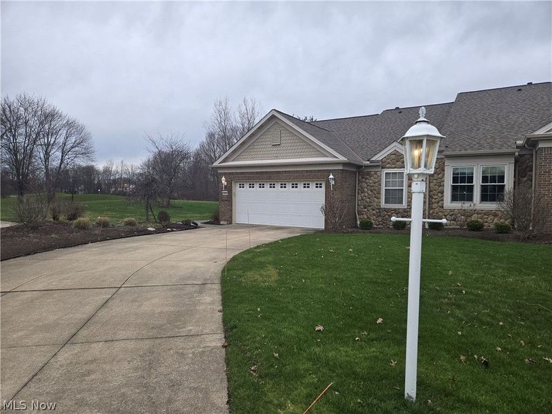 9910 Country Club Circle, Twinsburg, OH 44087 Photo 23