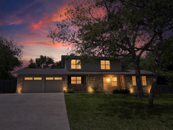 320 Ridgecrest RD, Georgetown, TX 78628