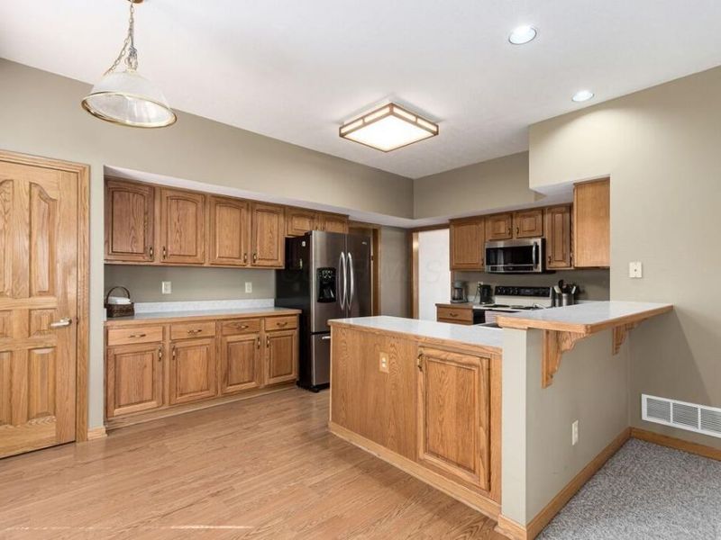 6092 Winnebago Street, Grove City, OH 43123 Photo 12