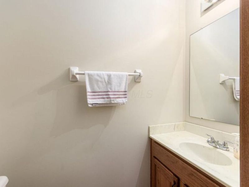 6092 Winnebago Street, Grove City, OH 43123 Photo 14