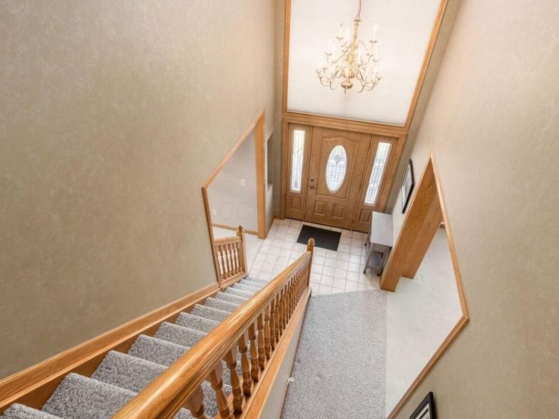 6092 Winnebago Street, Grove City, OH 43123 Photo 3