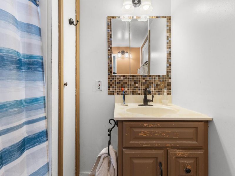 1258 E 21st Avenue, Columbus, OH 43211 Photo 15