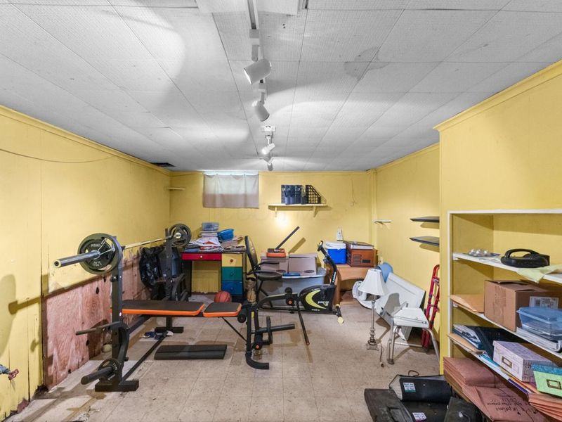1258 E 21st Avenue, Columbus, OH 43211 Photo 19