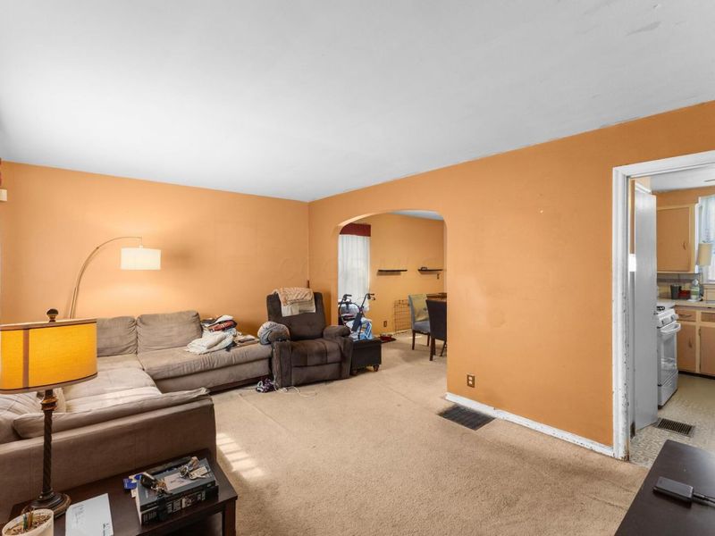 1258 E 21st Avenue, Columbus, OH 43211 Photo 6