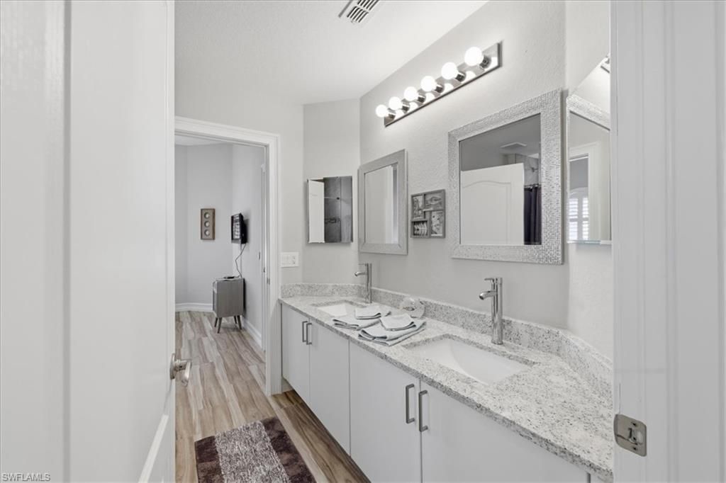 2561 Deerfield Lake Ct , Cape Coral, FL 33909 Photo