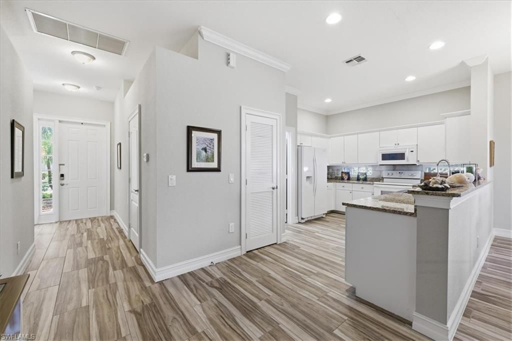 2561 Deerfield Lake Ct , Cape Coral, FL 33909 Photo