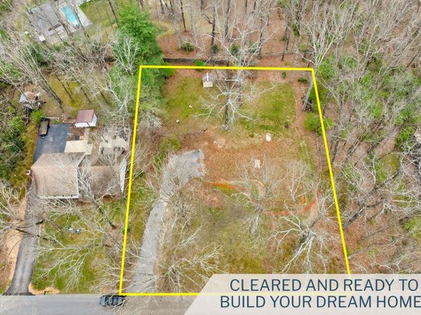 912 Glamis Circle, Signal Mountain, TN 37377