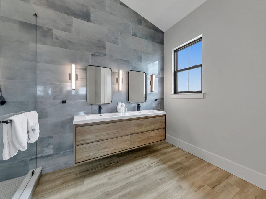 Property Image 81