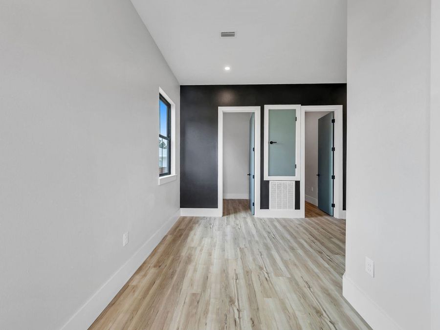 Property Image 84