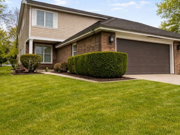 516 N Thornwood Drive , McHenry, IL 60050