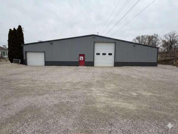 300 W Joliet Street , Ottawa, IL 61350