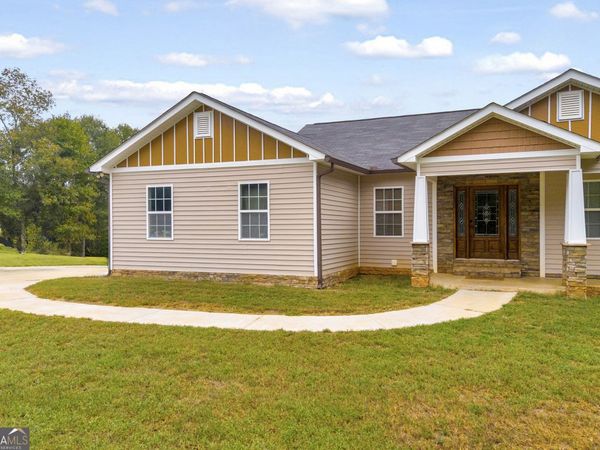 2810 Highway 98, Maysville, GA 30558