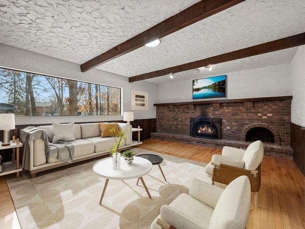 18725 28th Avenue N, Plymouth, MN 55447