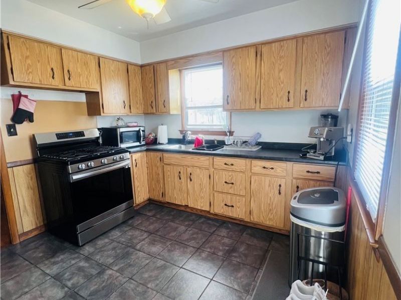 21300 Wilmore Avenue, Euclid, OH 44123 Photo 5