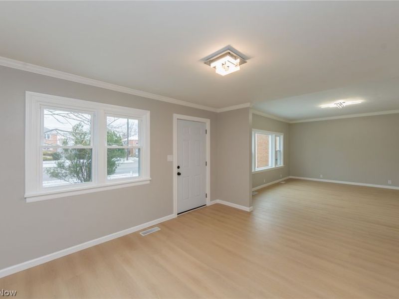 6227 Ridge Road, Parma, OH 44129 Photo 11